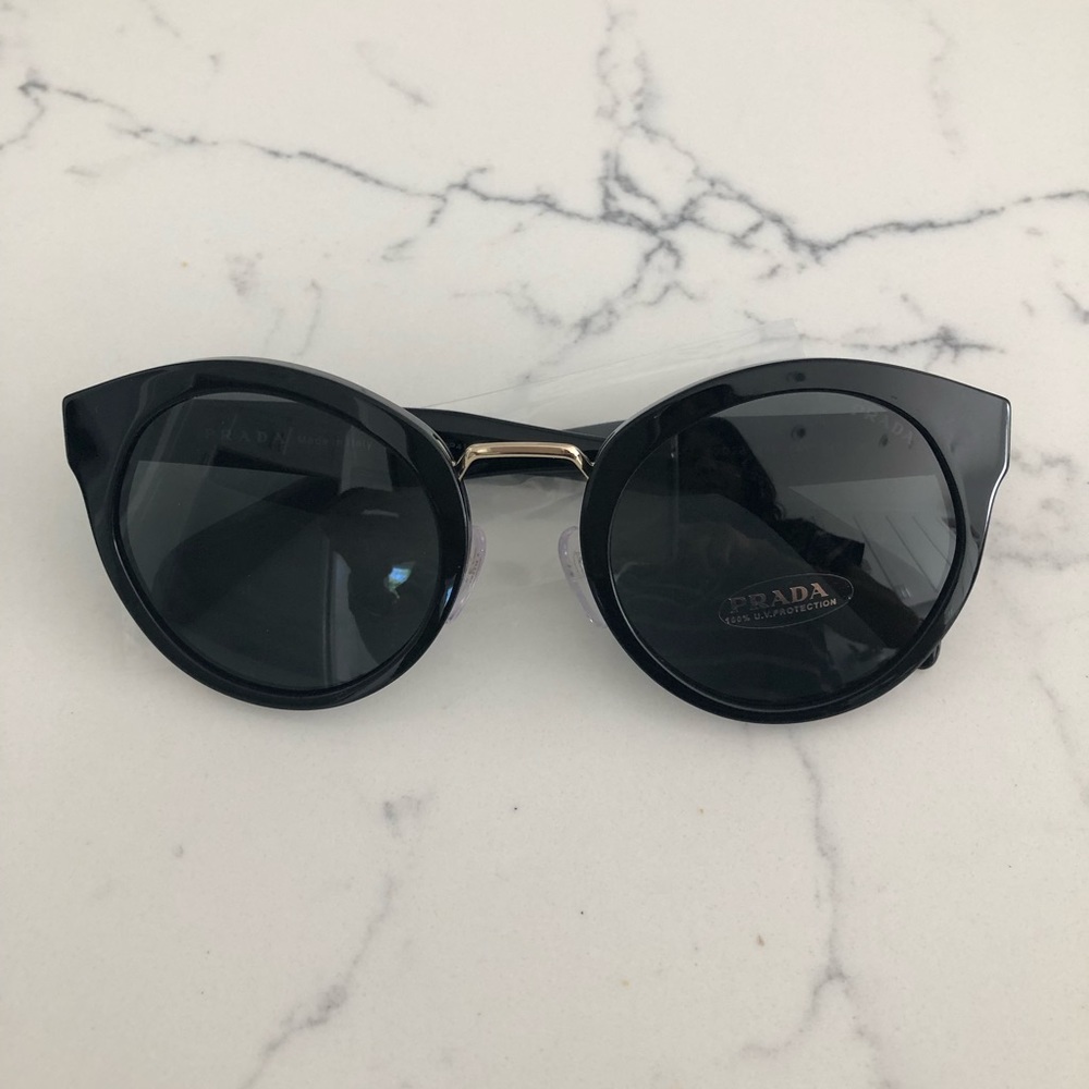 Prada black sunglasses 53 mm